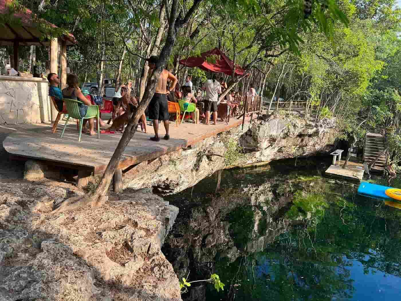 Cenote Jardin del Eden Restaurant