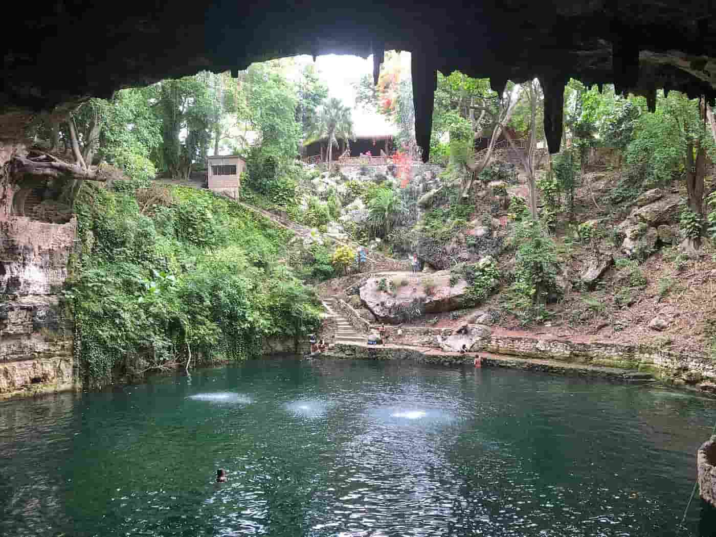 Cenote Zaci La piscine