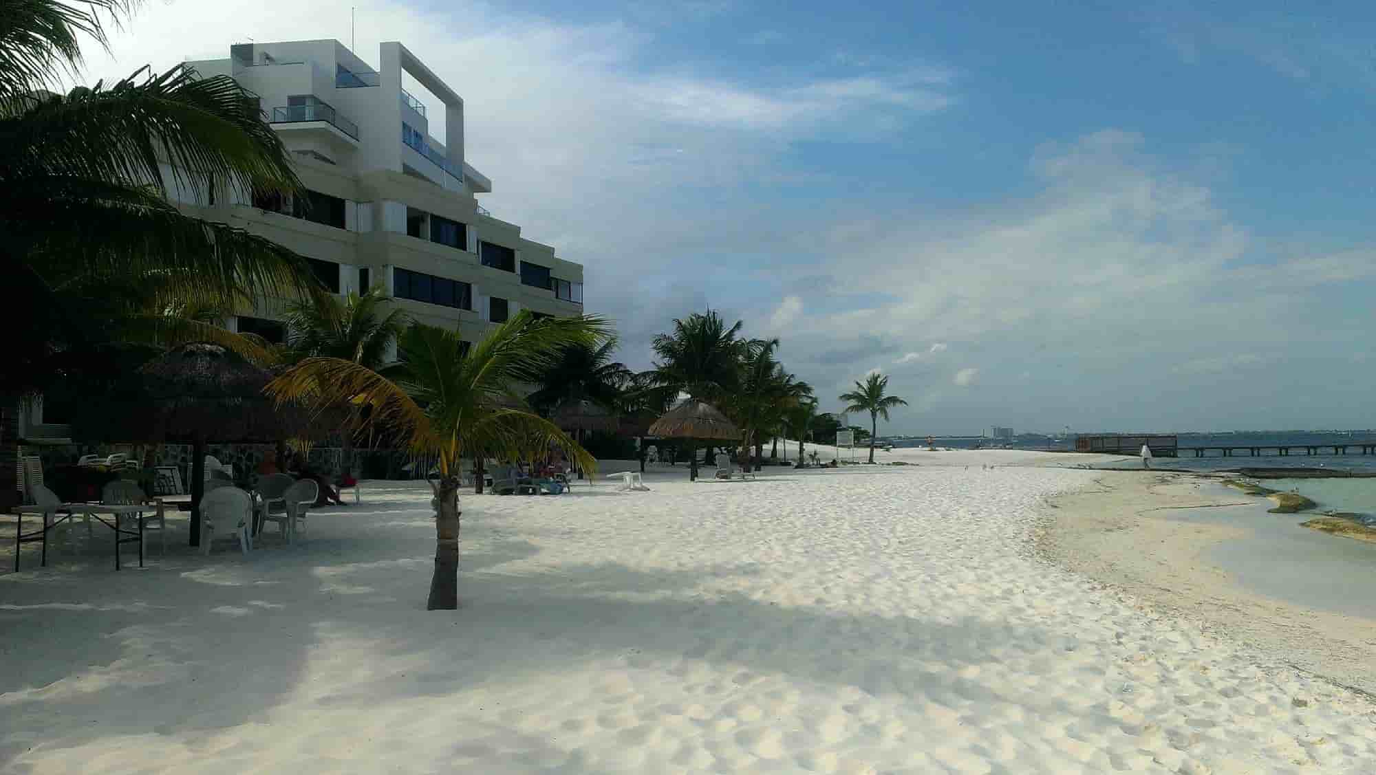 Playa Langosta Cancun